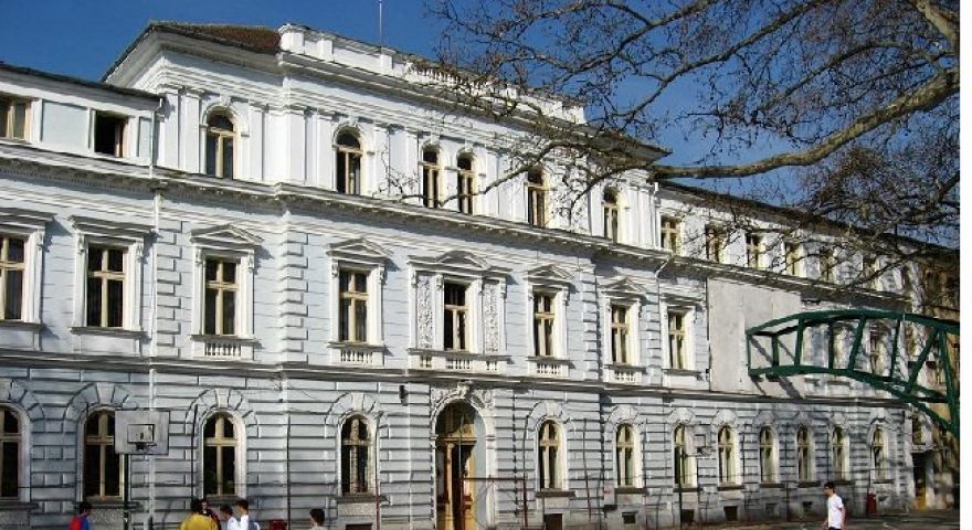 Se vor ţine cursuri doar de dimineață la Colegiul Național Bănățean din Timișoara