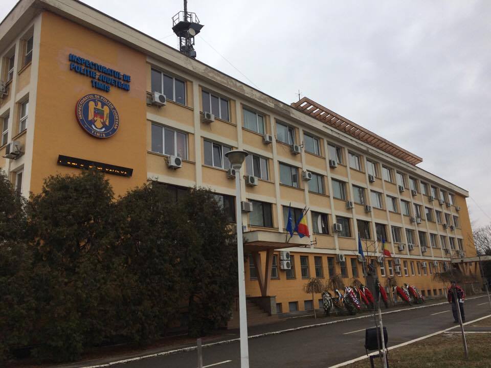 Ce riscă cei care au sunat la 112 să anunțe alarma falsă cu bombă la cele două clădiri din Timișoara