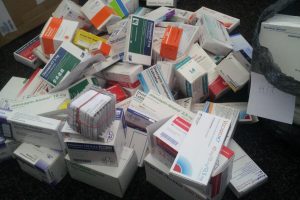 “Produsul nu are efecte asupra sănătății”. Așa propune USR să scrie pe cutiile medicamentelor homeopate