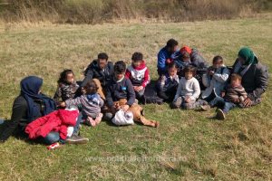 14 cetăţeni din Yemen, Irak si Siria, dintre care 9 copii, depistaţi la frontiera cu Serbia