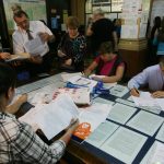 Funcționar public din Jimbolia, cercetat pentru luare de mită în formă continuată