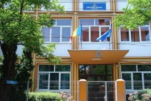 Trei focare de infectare cu Covid la școlile din Timișoara