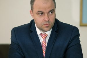 Deputatul Adrian Todor: „Sindicatul arată că am avut dreptate atunci când am criticat indemnizaţiile nesimţite de la CET Arad”