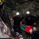 Grav accident în Mexic. Un autocar plin cu pelerini a căzut într-o prăpastie