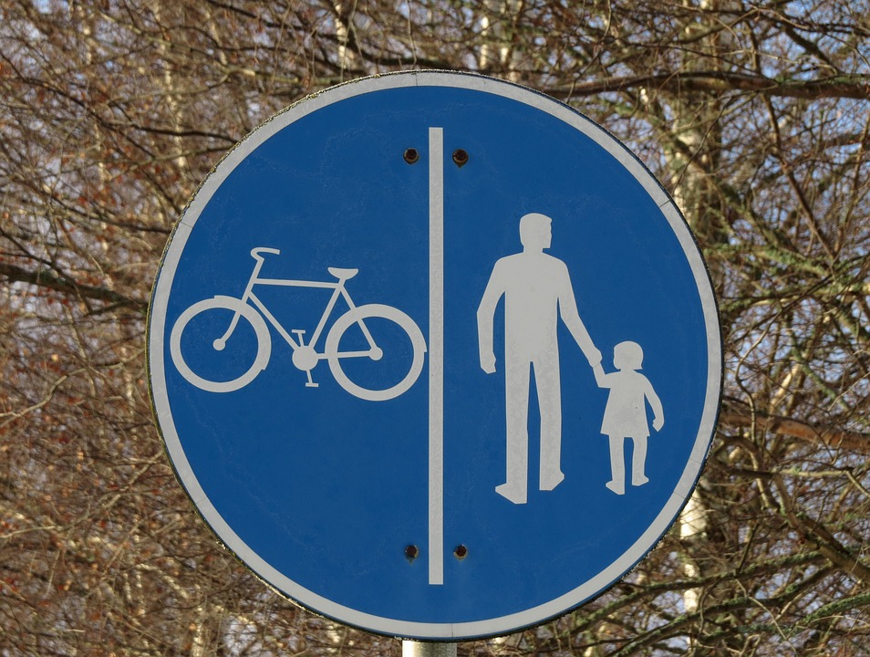 Piste de biciclete în zona pietonală din Timișoara
