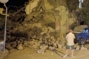 Cutremur puternic în Italia. Două persoane au murit, iar alte 25 au fost rănite