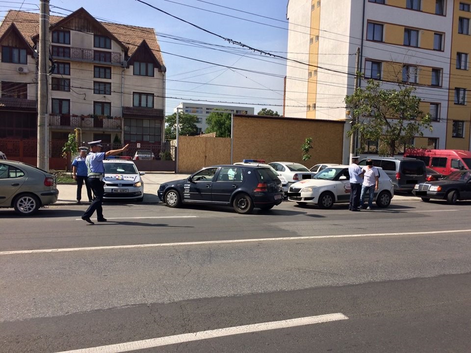 Razie a poliţiştilor de la Rutieră, în weekend. Zeci de şoferi au ajuns pietoni