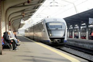 Ce reduceri oferă CFR la călătoriile cu trenul pentru copii și elevi