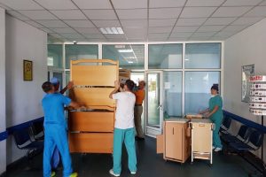 Rotary Buziaș a donat nouă noptiere Spitalului Municipal Zalău