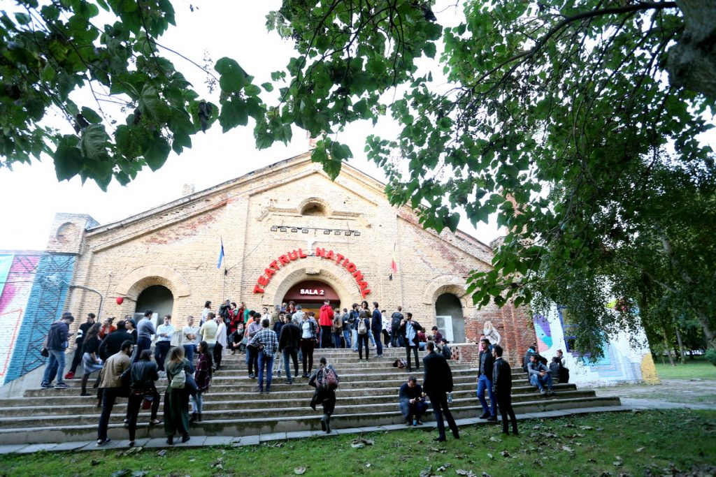 Teatrul Național Timișoara își suspendă spectacolele