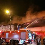 Foto. Incendiu puternic pe Brâncoveanu! Magazine arse din temelii