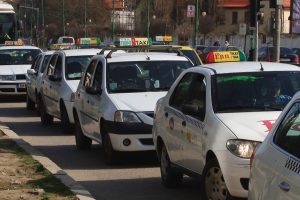 Taximetriștii din Timișoara pleacă la protestul din București