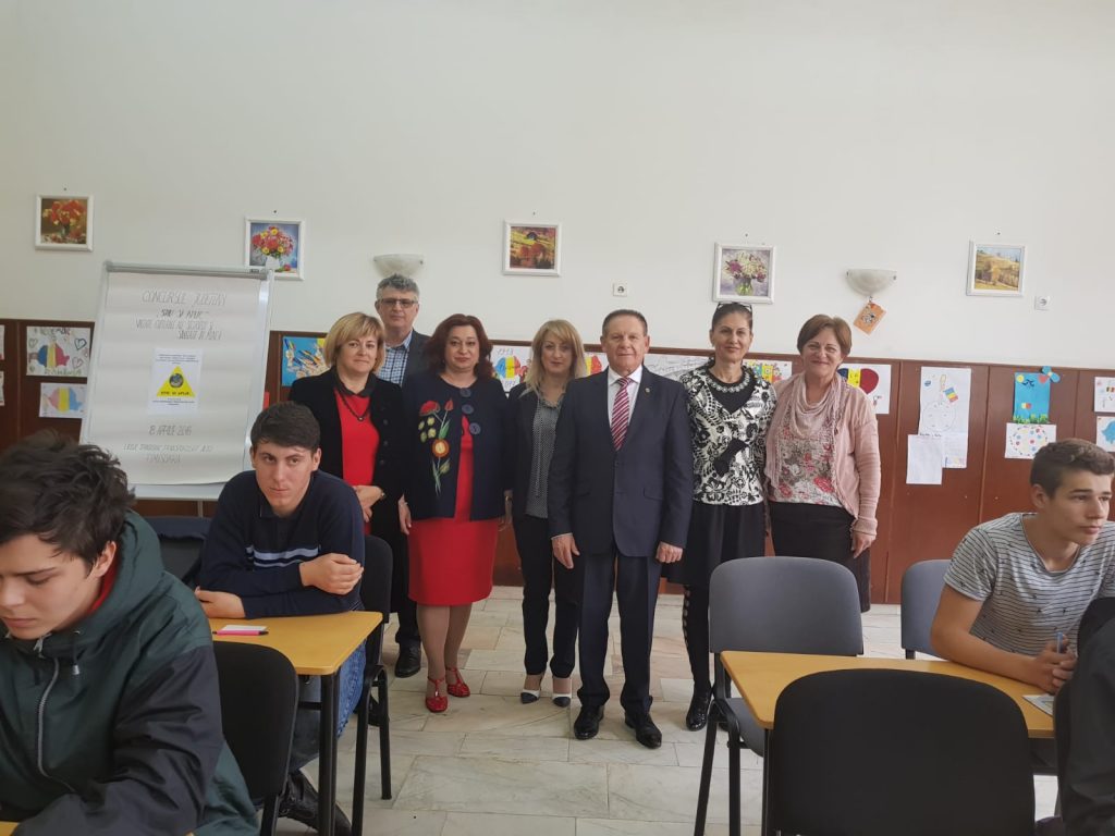 Elevii de la liceele din Timișoara învață despre securitatea și sănătatea în muncă