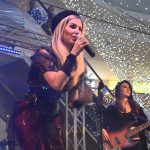 Andreea Bănică şi alţi artişti cântă în weekend la Sânnicolau Mare
