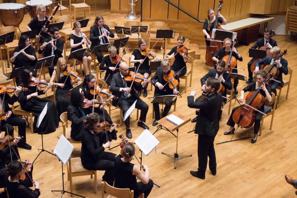Orchestra de tineret a orașului Karlsruhe susține un concert de muzică clasică la Timișoara