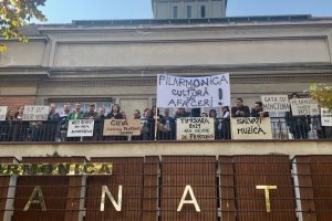 Protest spontan al artiștilor de la Filarmonica Banatul