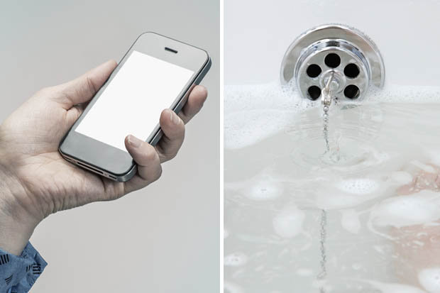 O adolescentă a murit încercând să-și verifice smartphone-ul în timp ce făcea duș