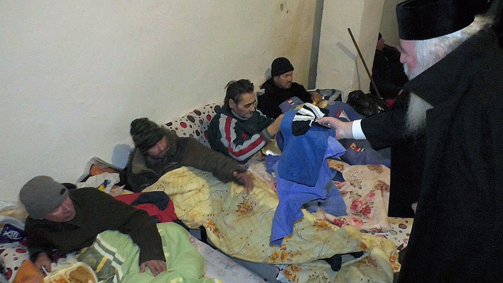Oamenii străzii au umplut adăposturile de noapte din Timișoara