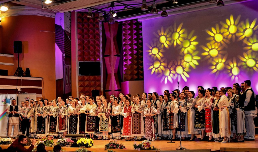 Folclorul adună tinerii talentați la Școala de Arte din Timișoara