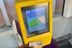 STPT face apel la călători să valideze cardurile, inclusiv la cei cu gratuităţi