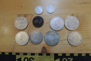 Monede și obiecte istorice de patrimoniu, confiscate în P.T.F. Porţile de Fier I