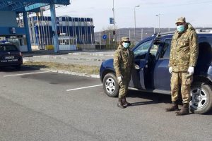 Sârbii suspendă temporar activitatea în unele puncte de frontieră cu România