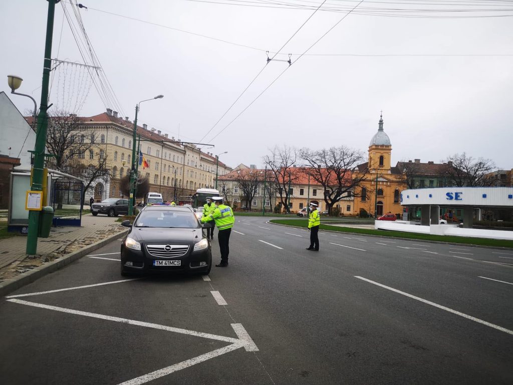 Sute de polițiști vor patrula în Timiș, pentru ca Paștele Ortodox să fie sărbătorit în condiții de siguranță