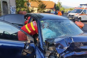 Grav accident la Coșevița. A intervenit elicopterul SMURD