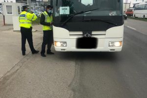 Razie a Poliției Rutiere! Zeci de autobuze și microbuze care transportă persoane vor fi oprite
