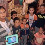 Asociația Acasă în Banat a adunat tablete cu internet pentru școala online. Vor fi oferite unor elevi sărmani