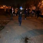 Acțiunile polițiștilor locali în zona Gării de Nord continuă. 40 de migranți depistați pe un teren de sport, alți 2 predați Poliției de Frontieră