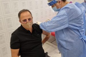 Primarul orașului Buziaș s-a vaccinat împotriva COVID- 19