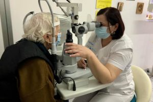 Consultații oftalmologice la Spitalul Militar Timișoara