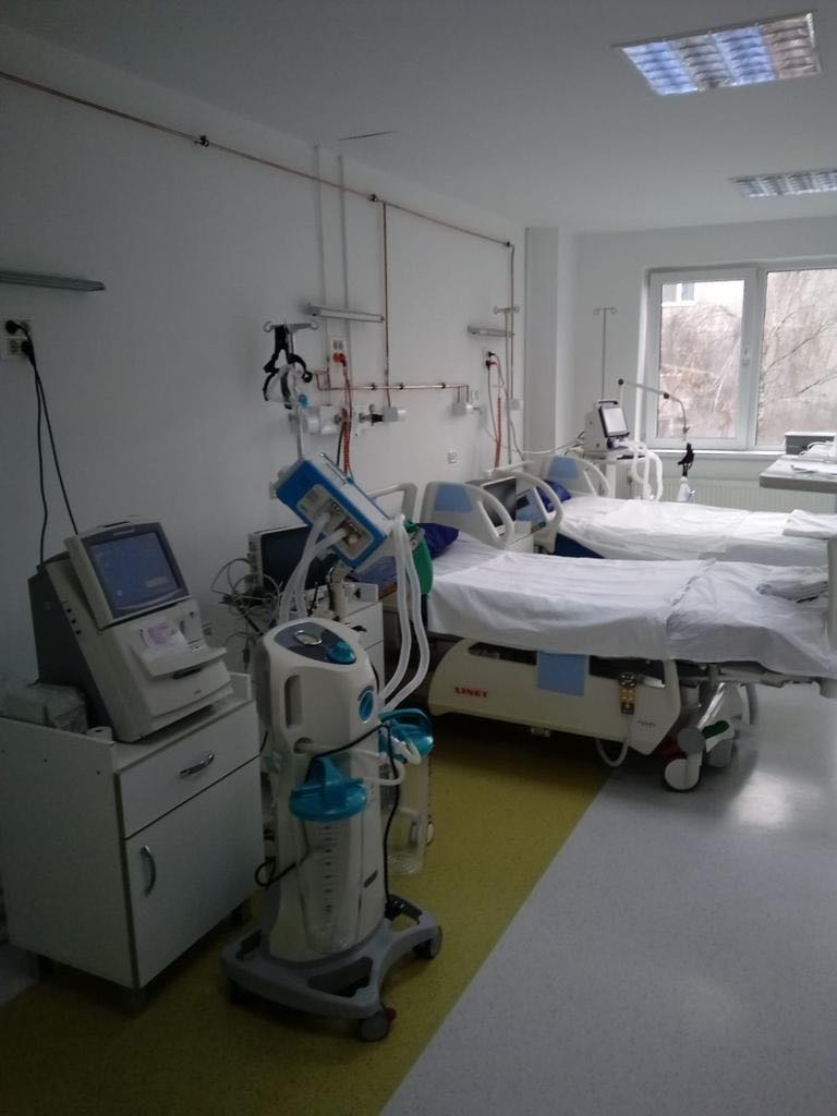 La nivel național sunt 1.630 de paturi de ATI destinate pacienților COVID-19