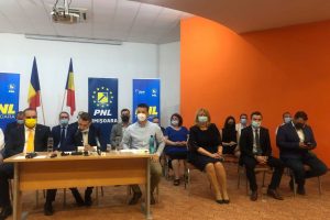 18 persoane suspendate din PNL pentru 6 luni