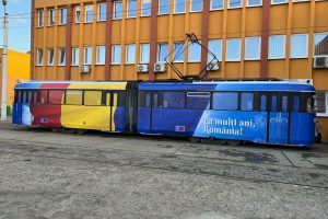 Marcăm Ziua Națională a României cu un tramvai personalizat în culorile României