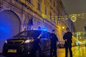 Tradiționala misiune a Grupării de Jandarmi Mobile Timișoara, în noaptea dintre ani: siguranța cetățenilor!