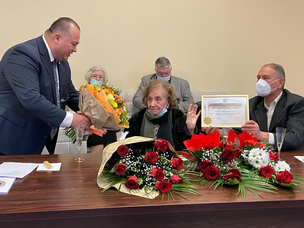 Maria Georgeta Nichita, prorector şi rector al USAMVBT, omagiată cu ocazia împlinirii vârstei de 90 de ani