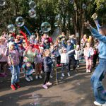 130 de copii ucraineni ajunși la Timișoara au avut parte de surprize plăcute cu ocazia Paștelui