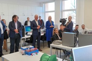 O nouă investiție de 80.000 de euro în laboratoarele Universității Politehnica Timișoara