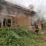 Incendiu puternic la o casă din Timișoara: focul a pornit din cauza unui coș de fum neizolat