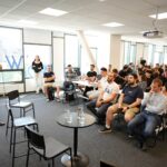 De la pregătirea teoretică, la cea pentru piața muncii. Studenții UPT au învățat să-și pună ideile î...