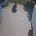 Bărbați reținuți după ce au sustras un set de roți auto și au condus un moped neînmatriculat