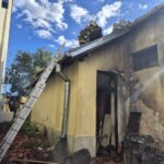 Zeci de copii care învățau într-o anexă a bisericii din Dudeștii Noi, evacuați în urma unui incendiu