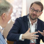 Dominic Fritz, singurul primar din România selectat în Inițiativa Bloomberg LSE pentru Leadership în...