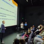 Liceeni din Timișoara au propus peste 60 de proiecte pentru școala lor în cadrul programului de buge...