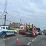 Accident pe DN 6, la Dudeștii Noi: o femeie și un copil, răniți în urma coliziunii dintre două autot...
