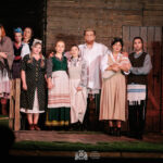 „Scripcarul pe acoperiș” aduce emoția marilor musicaluri pe scena Operei din Timișoara