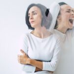 Aproape 150.000 de români suferă de această boală mintală. „Sunt bipolar” nu este o glumă. Astăzi ma...