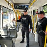 Aproape 600 de sancțiuni și 25 de intervenții la solicitările dispecerilor STPT în mijloacele de tra...